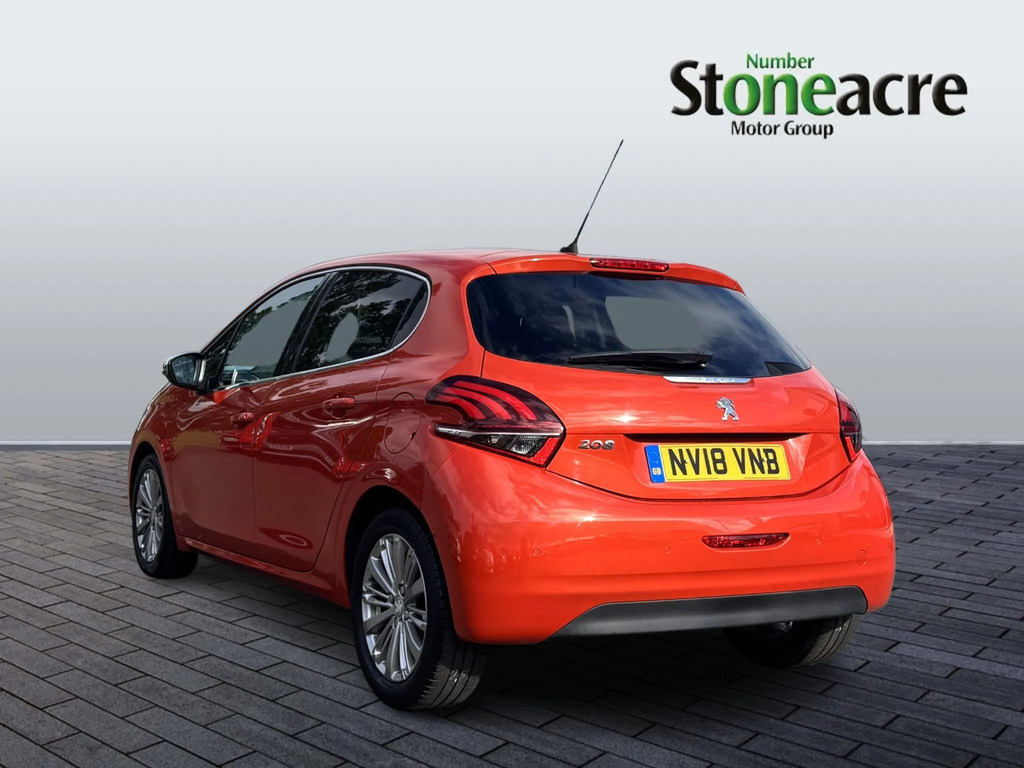 Peugeot 208 1.2 Puretech 110 Allure Eat6 Red #5