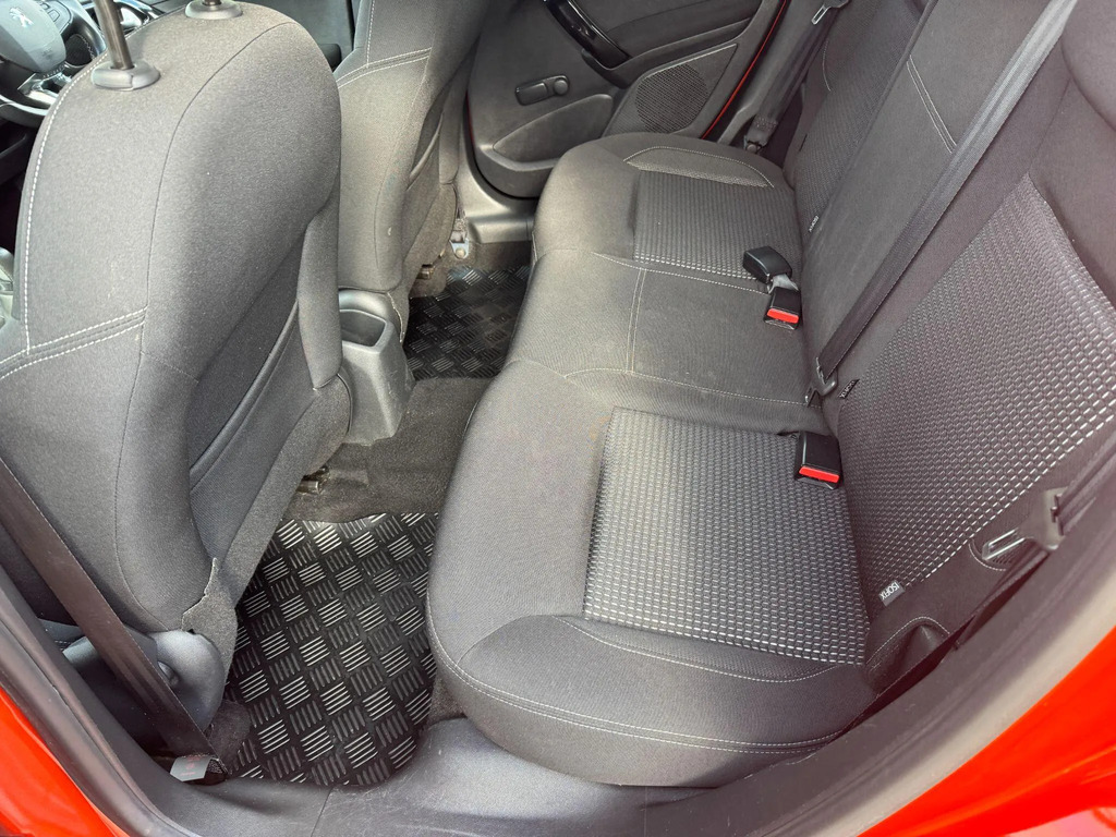 Peugeot 208 1.2 Puretech 110 Allure Eat6 Red #13