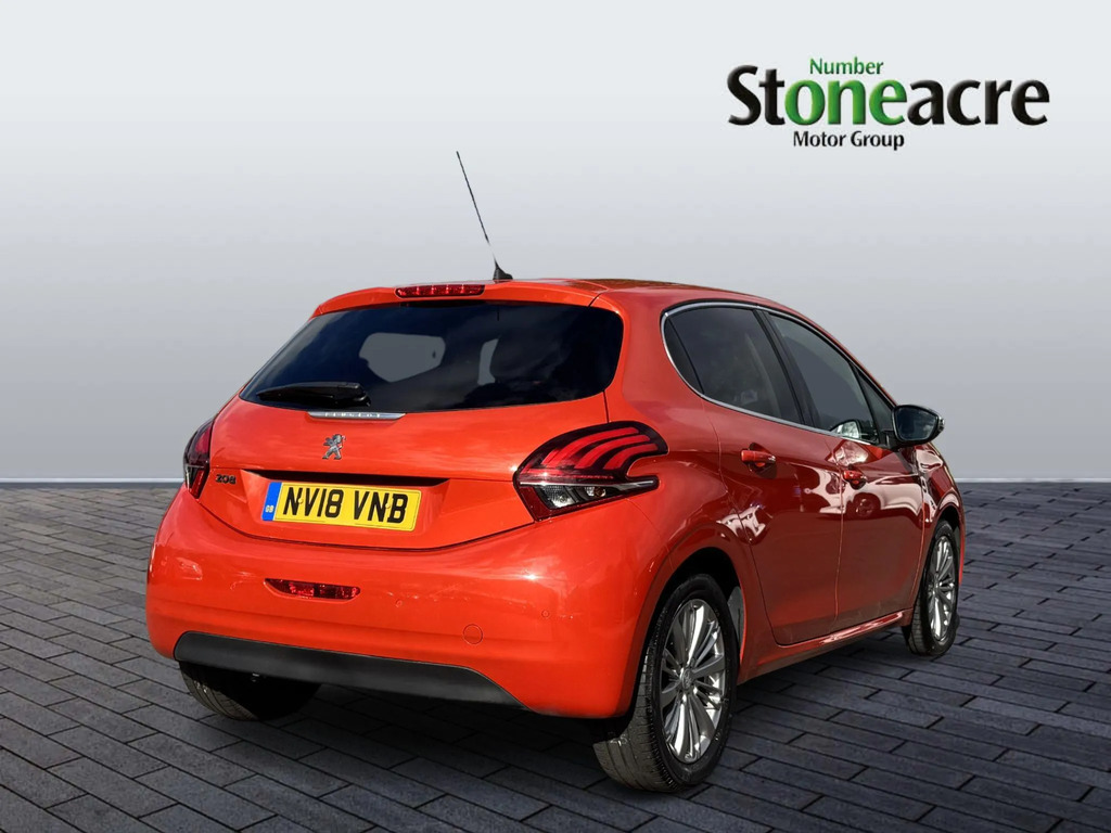 Peugeot 208 1.2 Puretech 110 Allure Eat6 Red #3