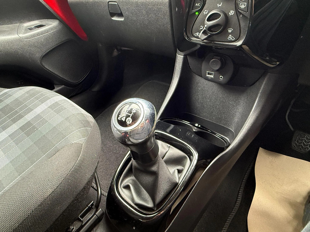 Peugeot 108 1.0 Allure Euro 6 Ss  #29