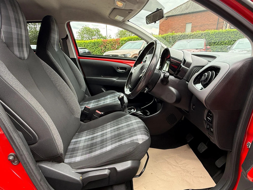 Peugeot 108 1.0 Allure Euro 6 Ss  #19