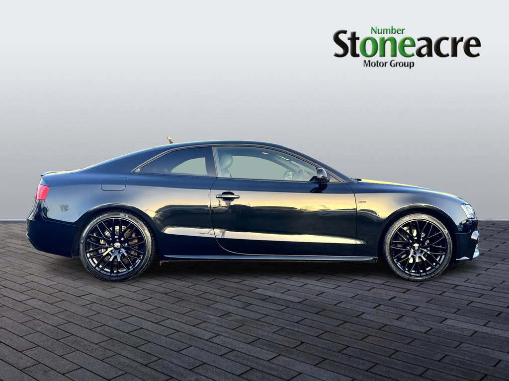 Audi A5 2.0 Tfsi Black Edition Plus S Tronic Quattro Euro Black #2