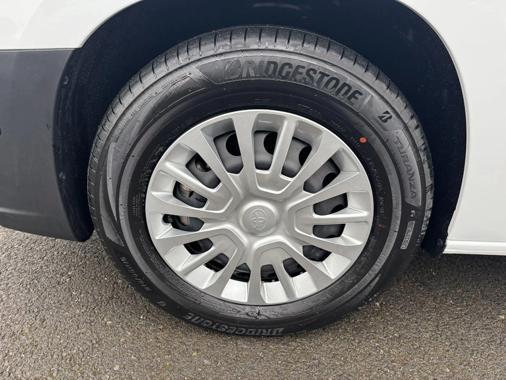 Toyota Proace City 1.5 Bluehdi Active Short Panel Van Swb Euro 6 Ss #8