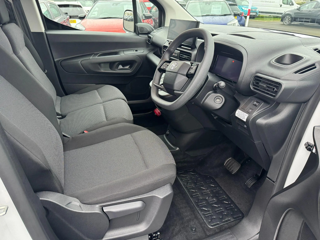 Toyota Proace City 1.5 Bluehdi Active Short Panel Van Swb Euro 6 Ss #9