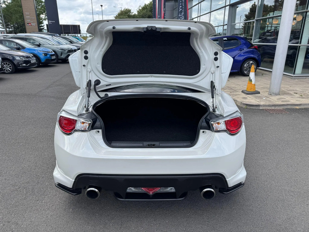 Toyota GT86 2.0 Boxer D-4s Trd Euro 5 Red #10
