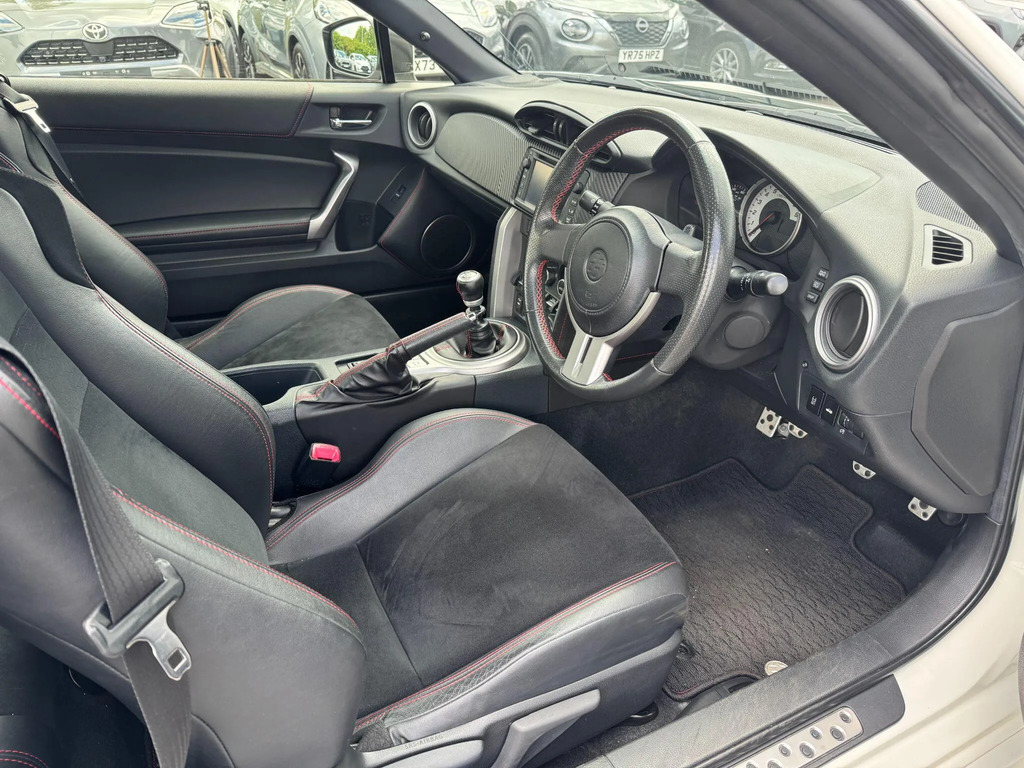 Toyota GT86 2.0 Boxer D-4s Trd Euro 5 Red #11