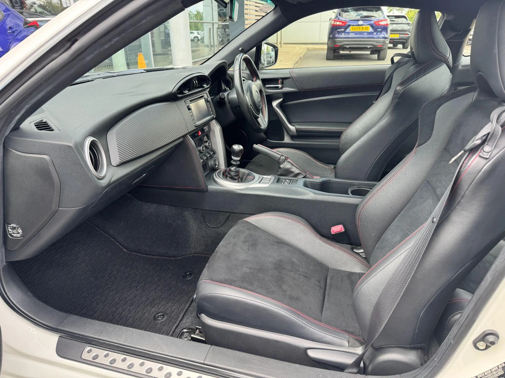 Toyota GT86 2.0 Boxer D-4s Trd Euro 5 Red #13