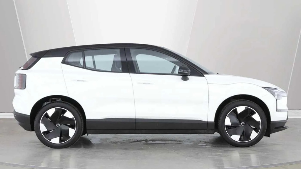 Volvo EX30 Twin Performance 69Kwh Plus Awd #2