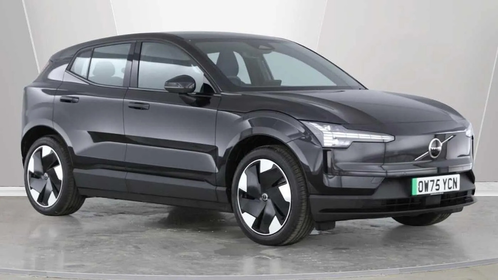 Volvo EX30 Twin Performance 69Kwh Plus Awd