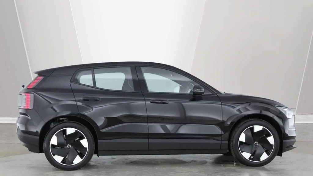 Volvo EX30 Twin Performance 69Kwh Plus Awd #2