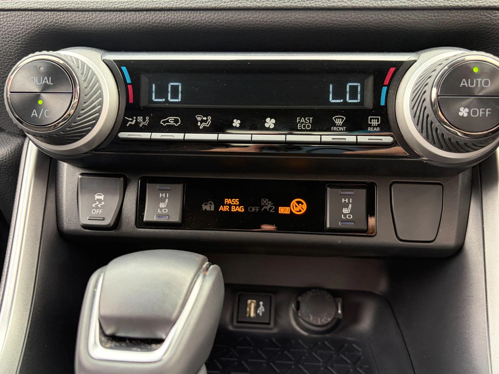 Toyota Rav 4 2.5 Phev Design Cvt Estate White #26