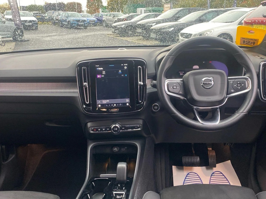 Volvo XC40 2.0 B3p Plus Dark YM26TZU #5