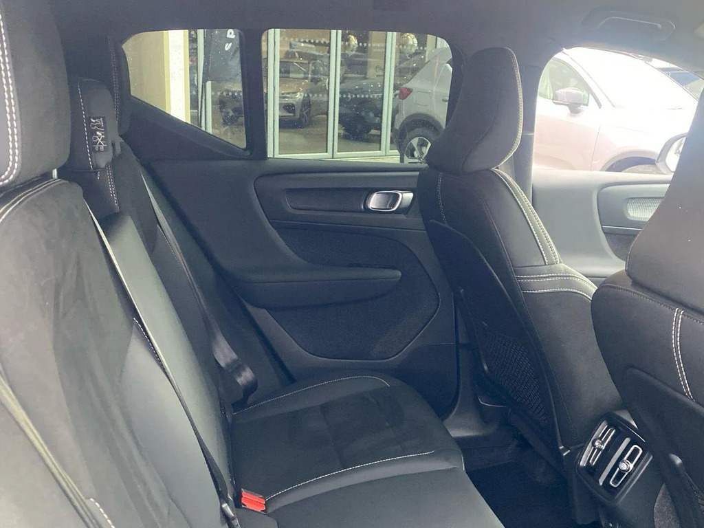Volvo XC40 2.0 B3p Plus Dark YM26TZU #6