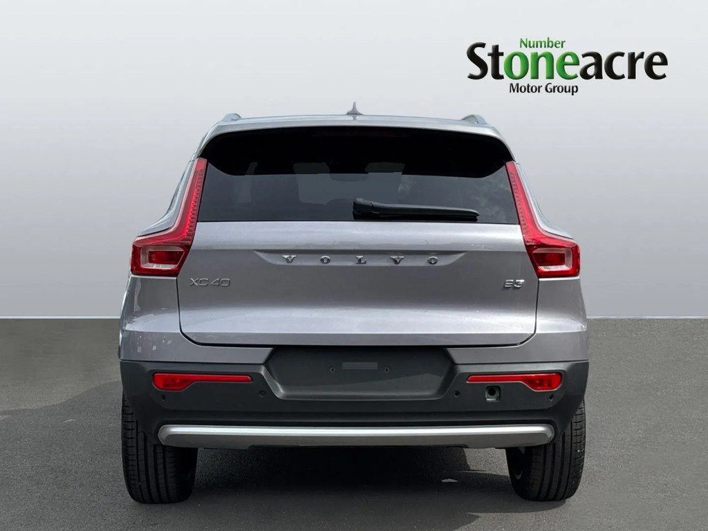 Volvo XC40 2.0 B3p Plus Dark YM26UBD #4