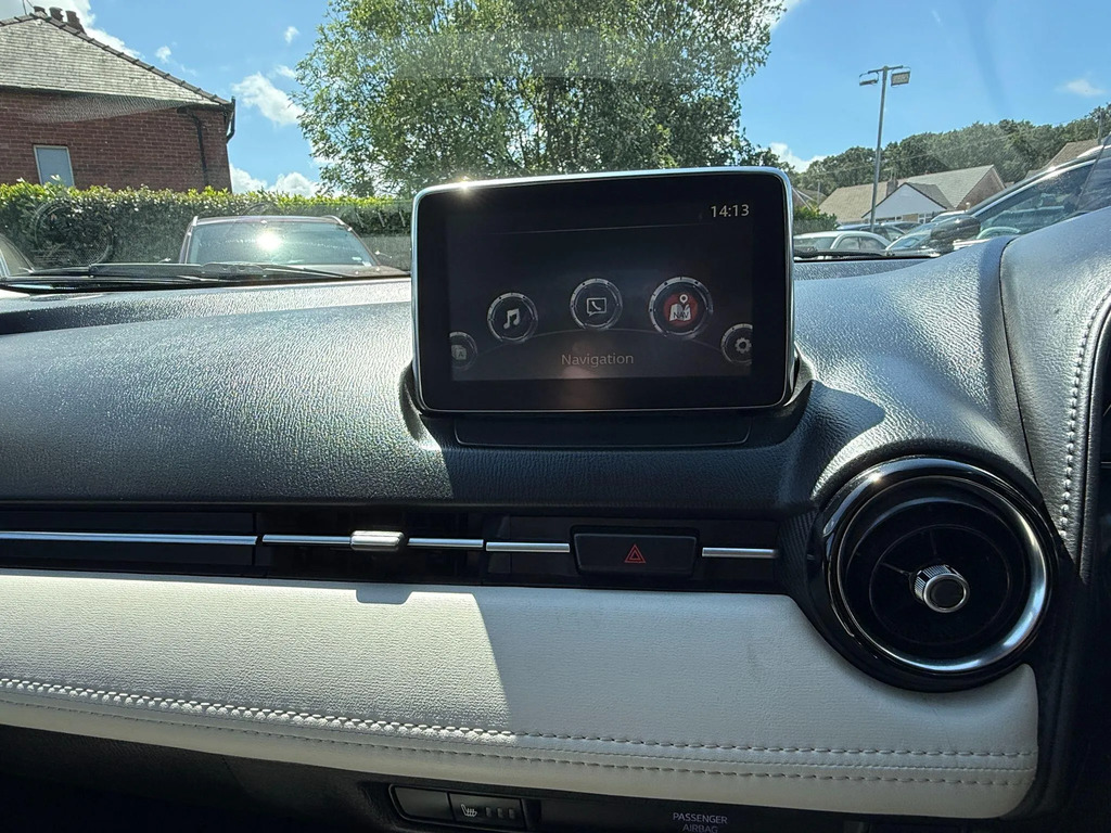Mazda CX-3 2.0 Skyactiv-g Sport Nav Suv Eur Grey #25