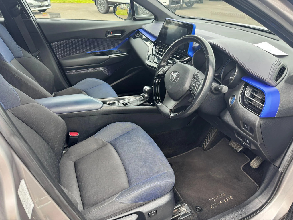 Toyota C-Hr 1.8 Hybrid Excel Cvt Black #11
