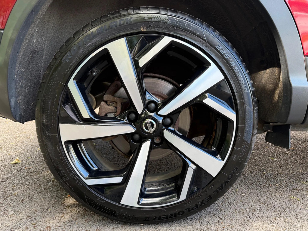 Nissan Qashqai N-connecta Dci Cv White #2