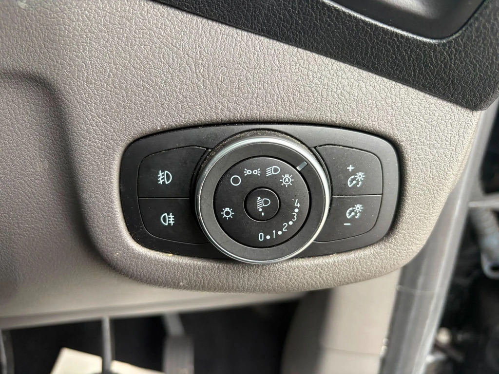 Ford Grand Tourneo Connect 1.5 Ecoblue 120 Active Silver #14