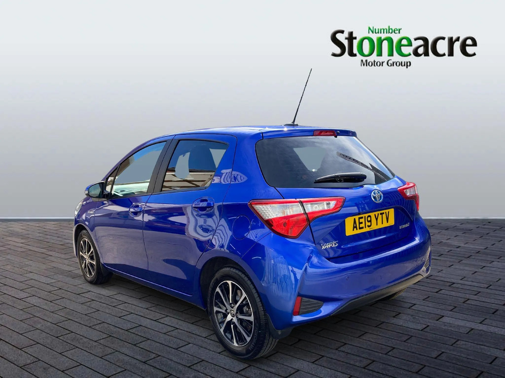 Toyota Yaris 1.5 Vvt-h Icon Tech Hatchback Hybrid E- Blue #4