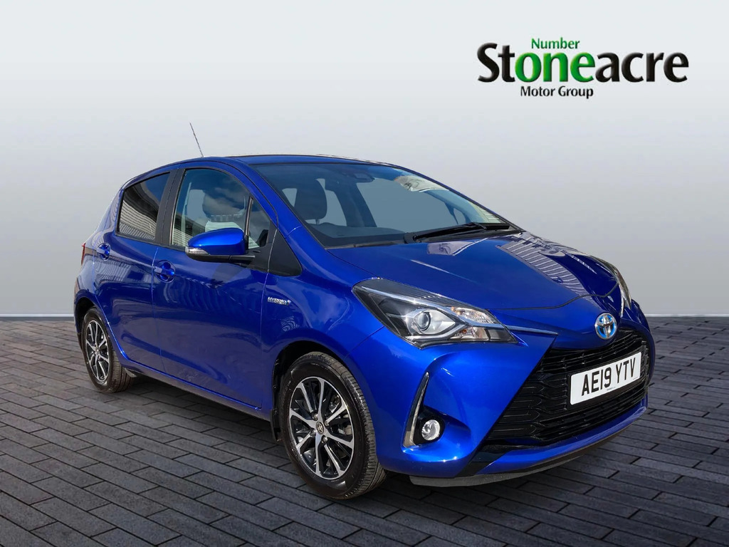 Toyota Yaris 1.5 Vvt-h Icon Tech Hatchback Hybrid E- Blue