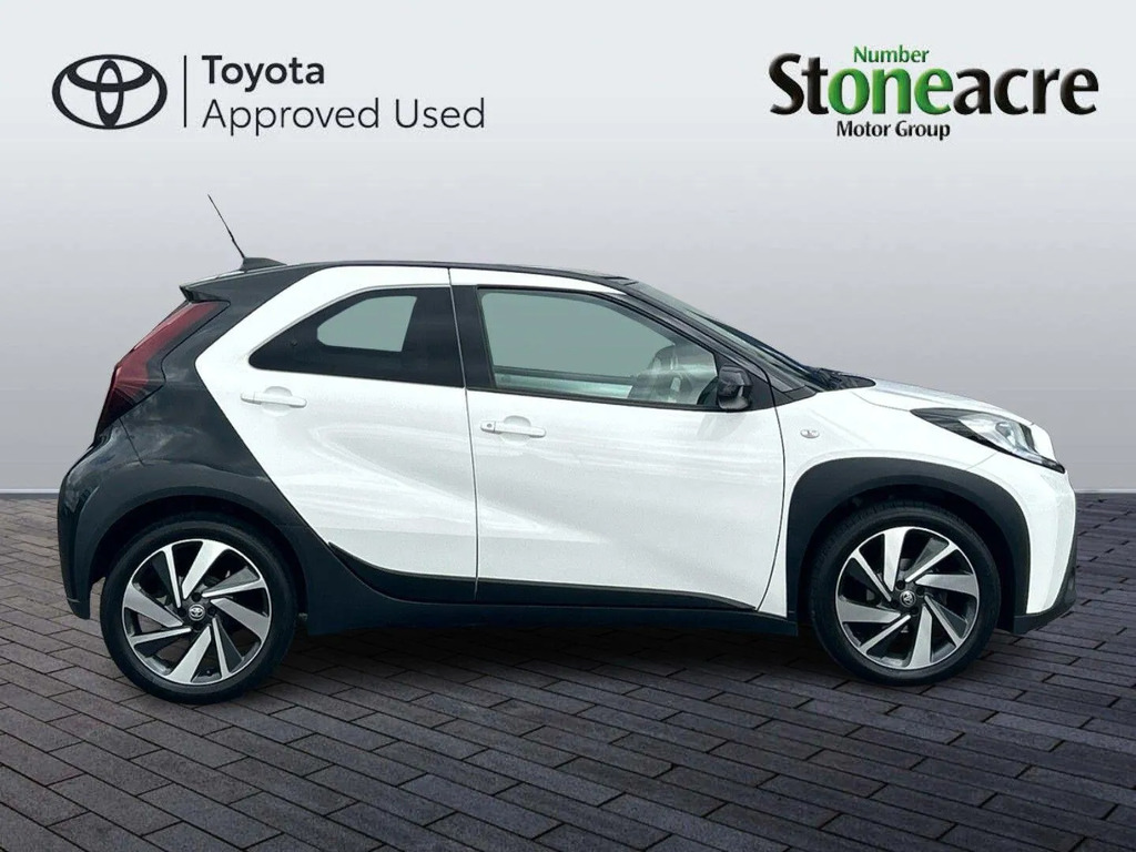 Toyota Aygo X 1.0 Vvt-i Edge #2