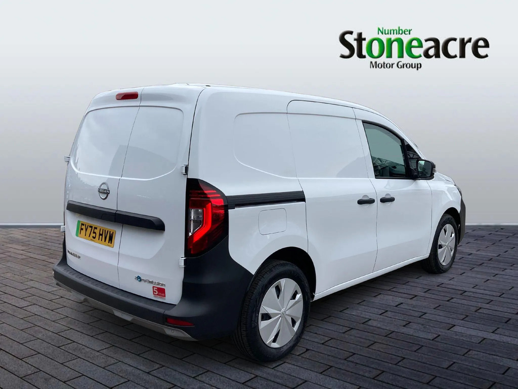 Nissan TOWNSTAR Tekna White #8