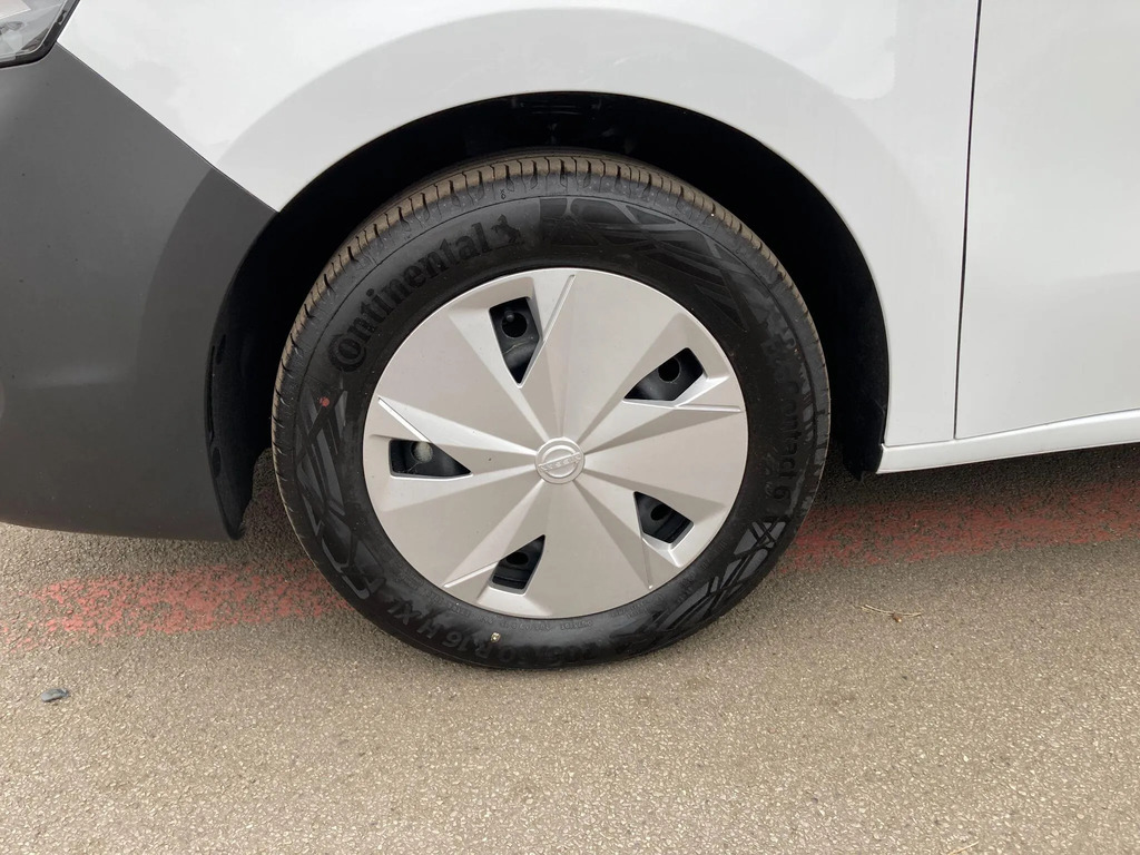 Nissan TOWNSTAR Tekna White #10