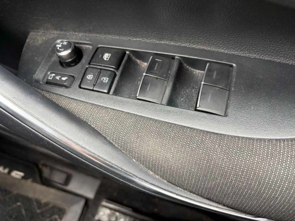 Suzuki Swace 1.8H Ultra Cvt Euro Blue #16