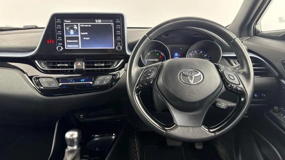 Toyota C-Hr 1.8 Hybrid Design Cvt #6