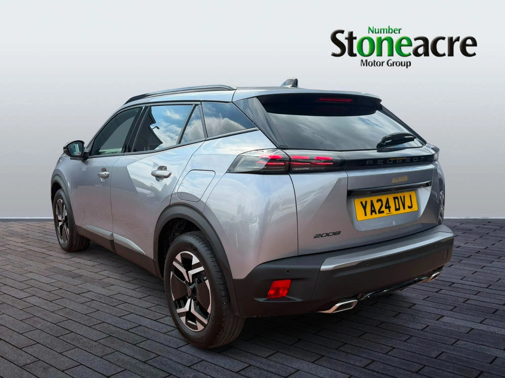 Peugeot 2008 1.2 Puretech 130 Allure Eat8 #4
