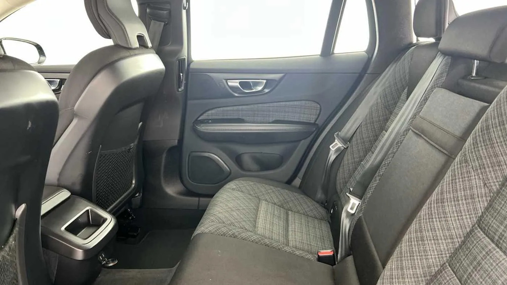 Volvo V60 2.0 B3p Momentum  #6