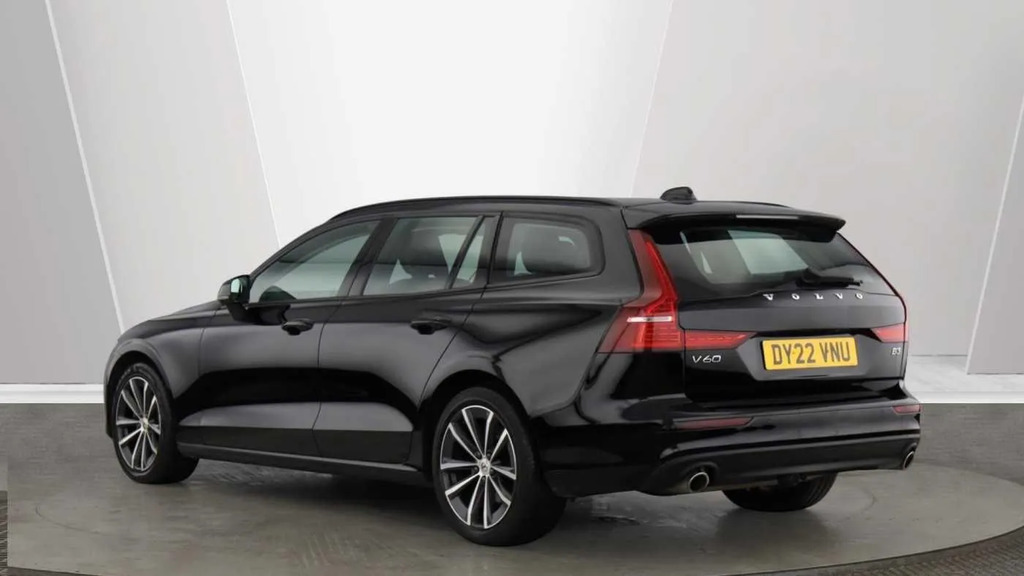 Volvo V60 2.0 B3p Momentum  #2