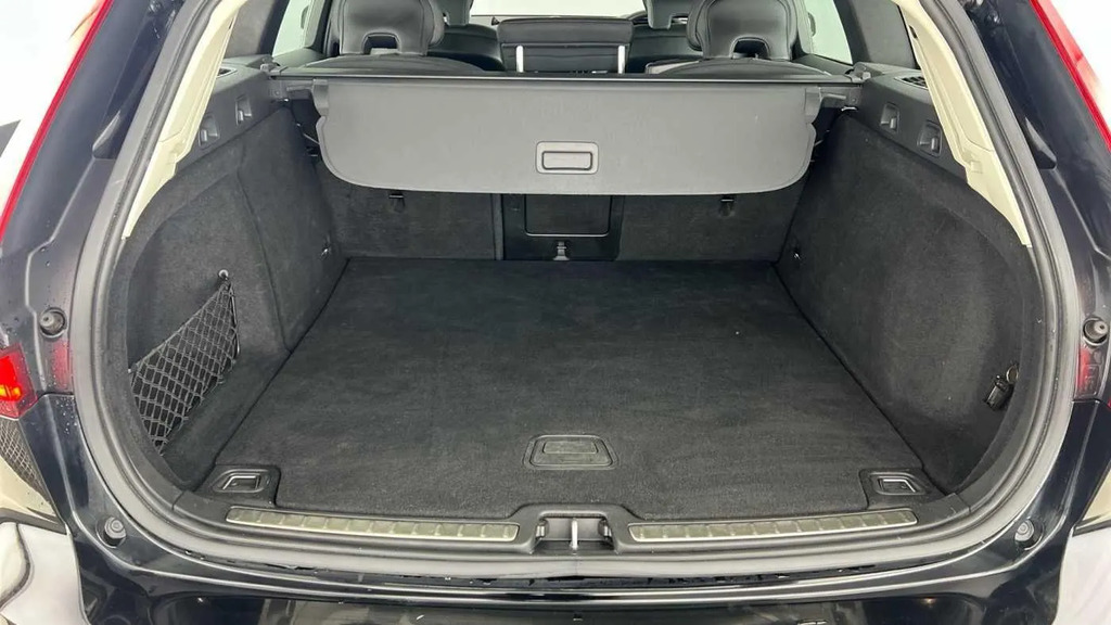 Volvo V60 2.0 B3p Momentum  #4