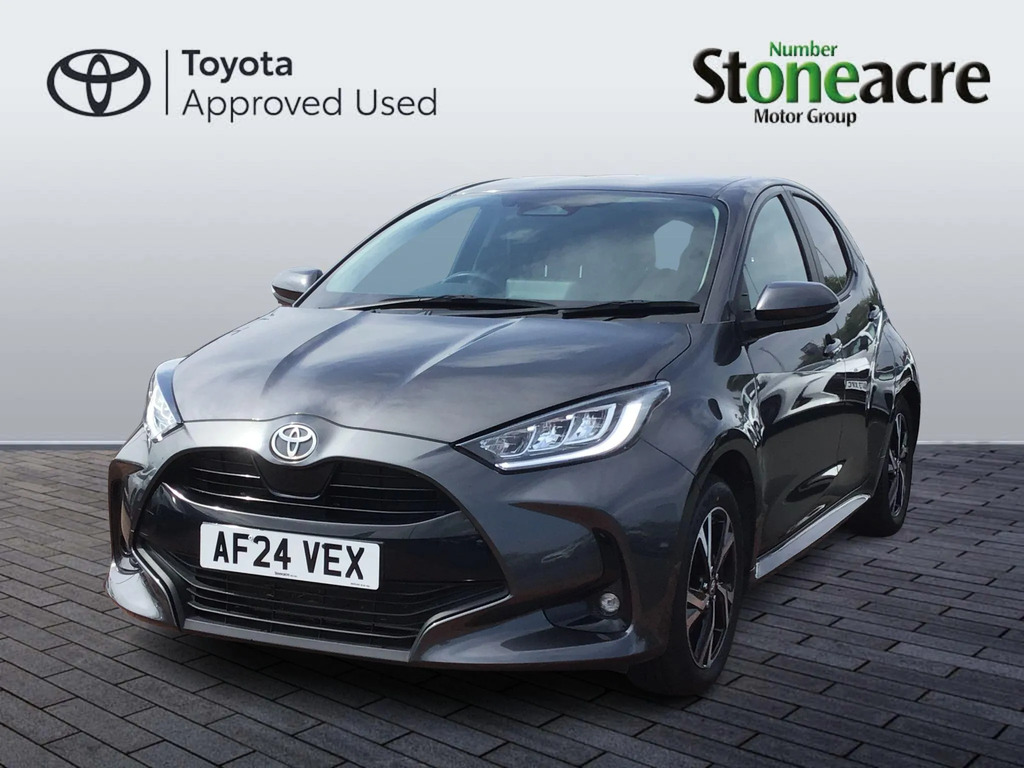 Toyota Yaris 1.5 Hybrid Design Cvt #3