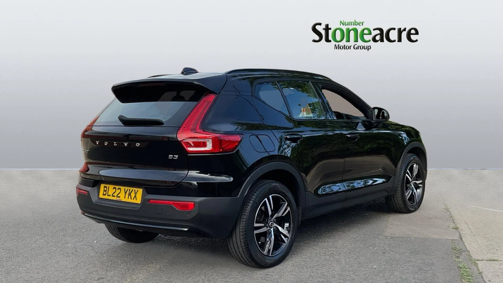 Volvo XC40 2.0 B3p Plus Dark  #2