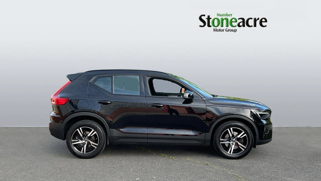 Volvo XC40 2.0 B3p Plus Dark  #3
