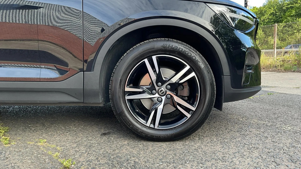 Volvo XC40 1.5H T5 Twin Engine Recharge 10.7Kwh R-design Suv Red #9
