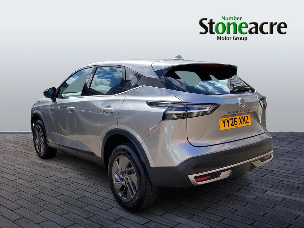 Nissan Qashqai 1.3 Dig-t Mhev Acenta Premium Euro 6 Ss #4