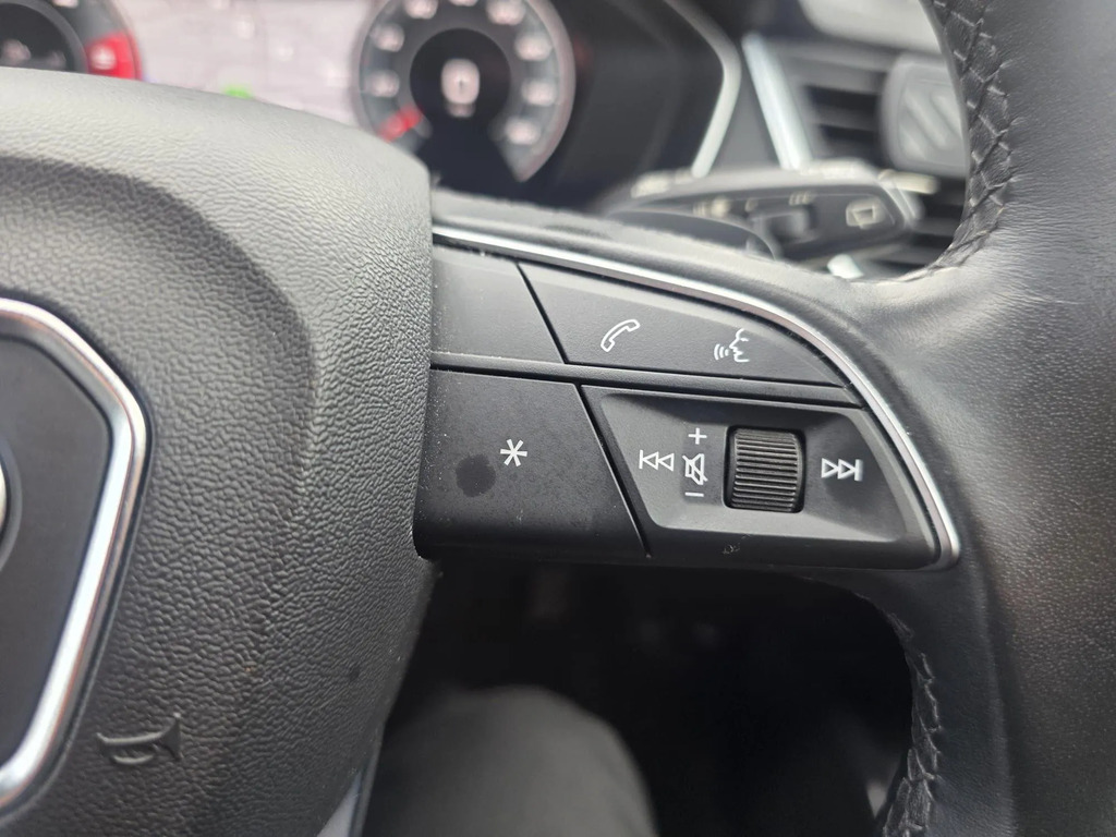 Audi Q5 45 Tfsi Quattro Sport S Tronic Black #31