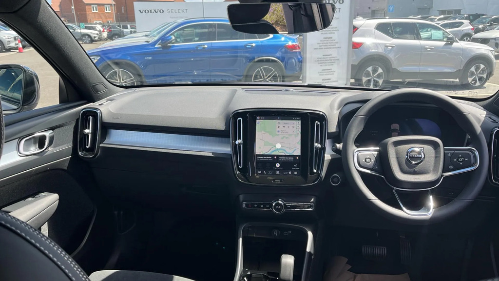 Volvo XC40 2.0 B3p Plus Dark  #5