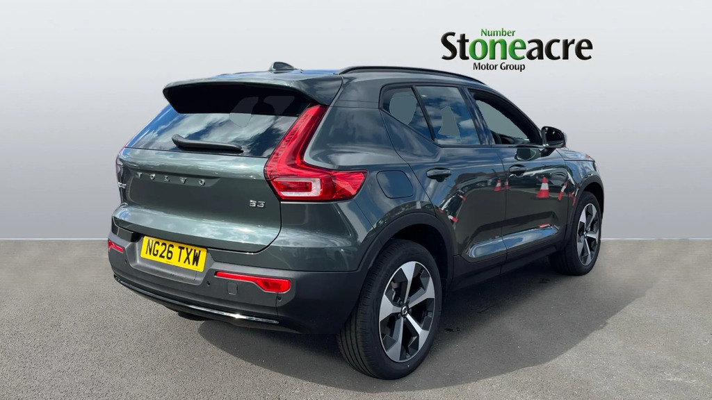 Volvo XC40 2.0 B3p Plus Dark  #2