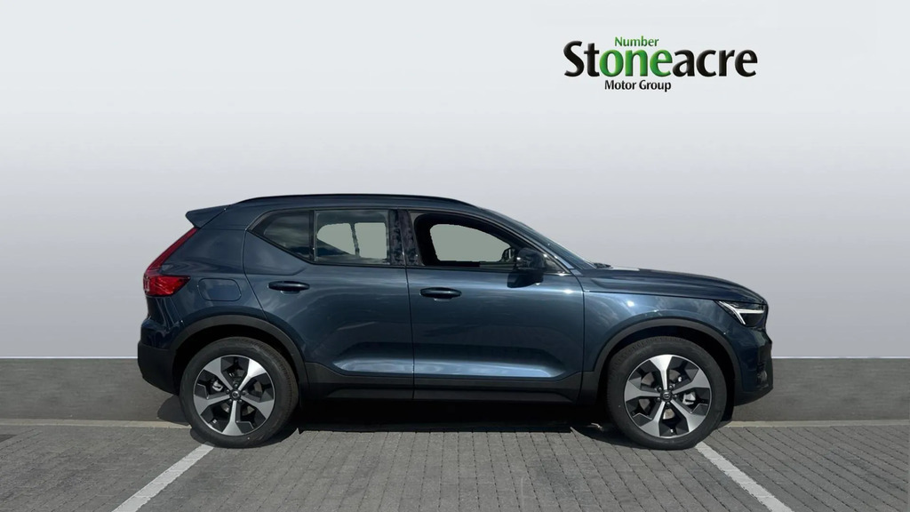 Volvo XC40 2.0 B3p Plus Dark  #3