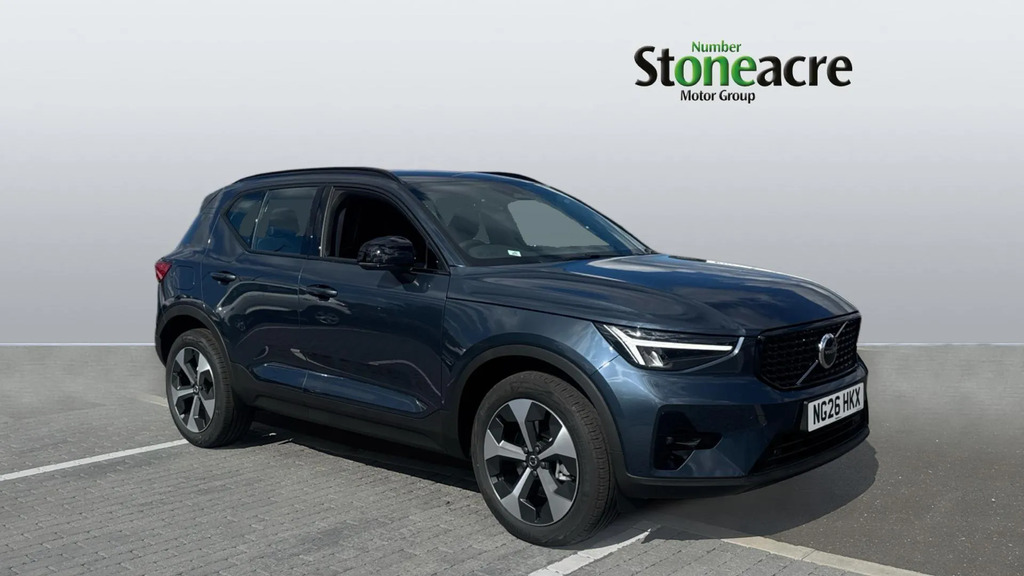 Volvo XC40 2.0 B3p Plus Dark 