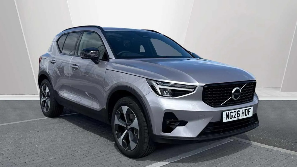 Volvo XC40 2.0 B3p Plus Dark 