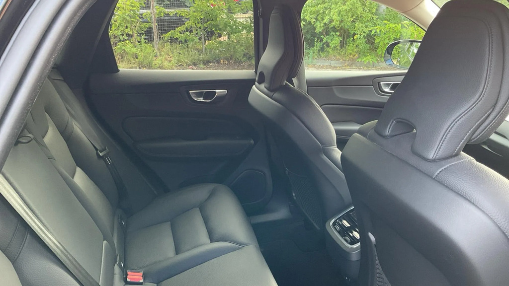 Volvo XC60 Plus Dark B4 Awd Mild Hybrid #6