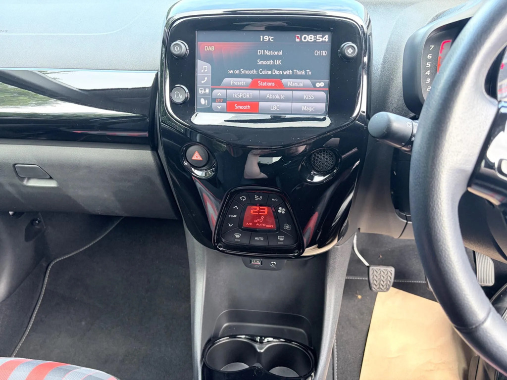 Peugeot 108 1.0 Allure Euro 6 Ss #14