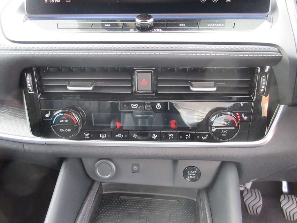 Nissan Qashqai 1.3 Dig-t Mh N-connecta Grey #29