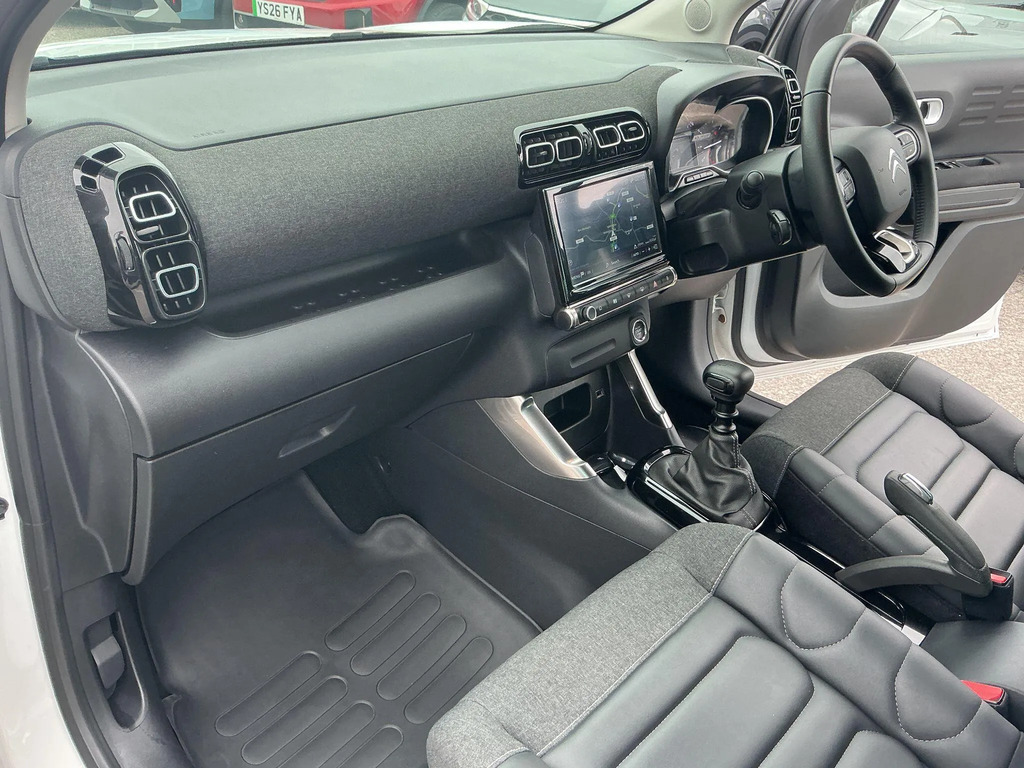Citroen C3 Aircross 1.2 Puretech 110 Shine Black #18