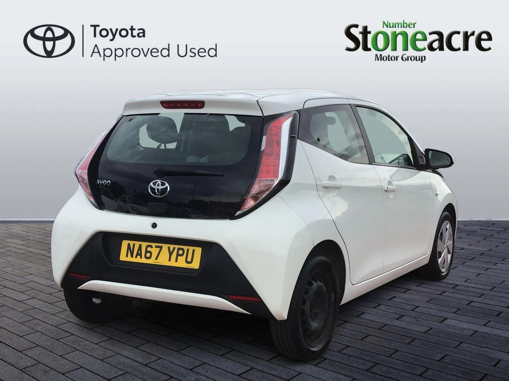Toyota Aygo 1.0 Vvt-i X-play Hatchback Euro #2