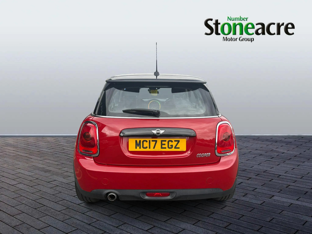 Mini Hatch 1.5 Cooper Euro 6 Ss MC17EGZ Red #4